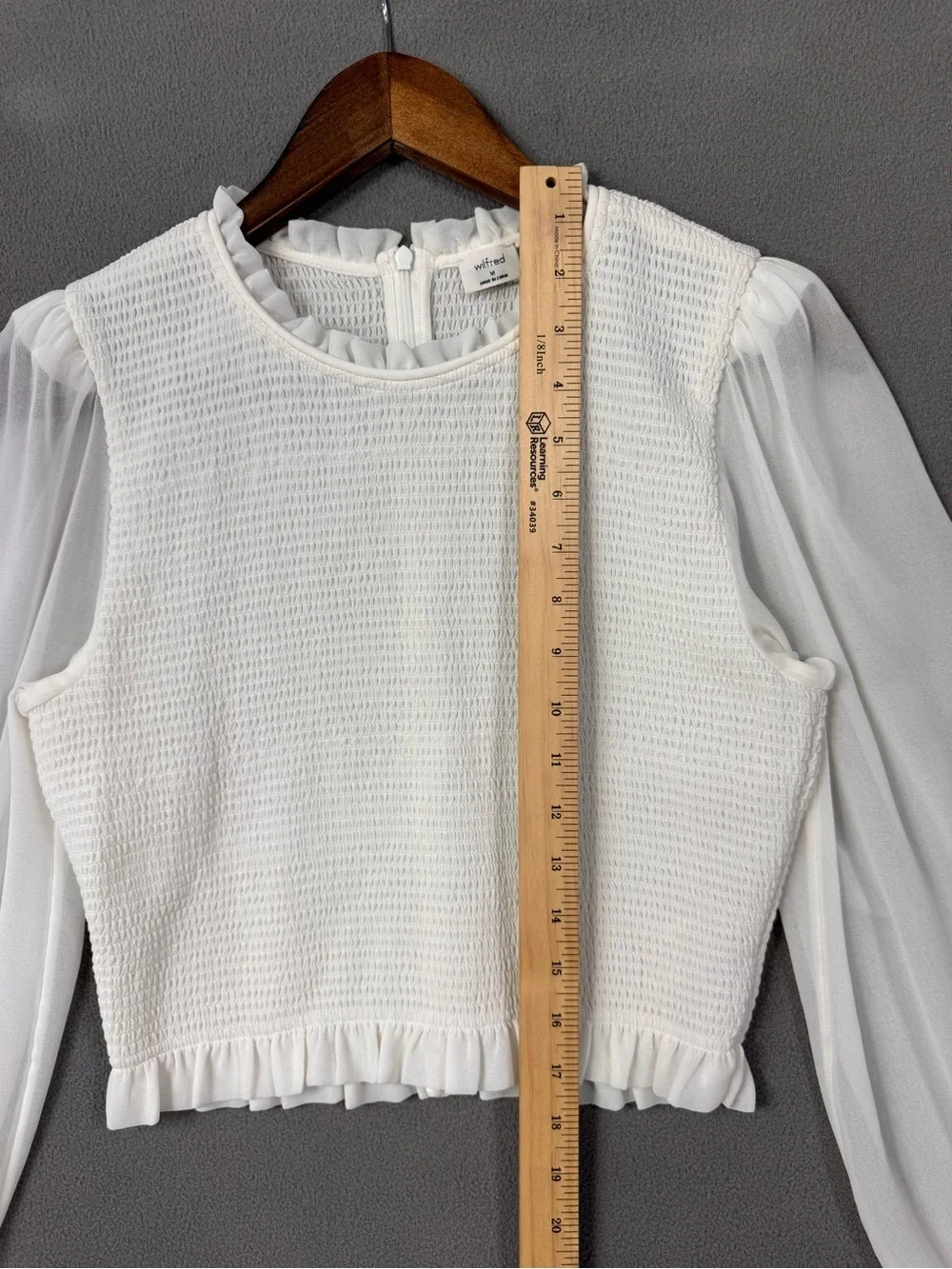 Aritzia Wilfred Tempest Blouse Top Ruffle Off White Smocked Puff Sheer Sleeves,M
